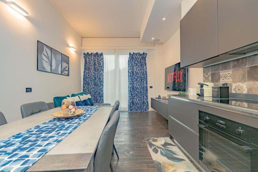 Lovely Home - Corso Como มิลาน ภายนอก รูปภาพ